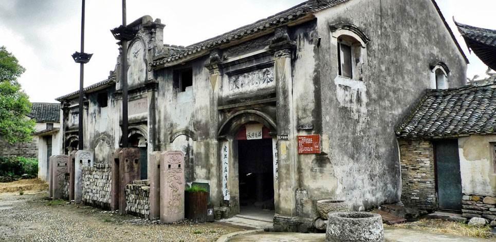 解惑蜗牛,问答平台遵义上海路到南部公交换乘站怎么坐车